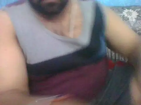 chubby exhibitionist online show from 11-14-25, 09:07