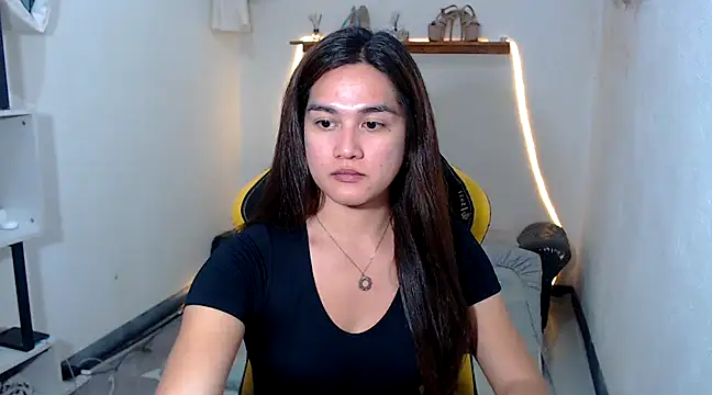 MarieLoveGlamorous online show from 03-09-25, 11:36