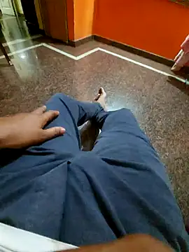 Stripkomal online show from 09-24-25, 04:13