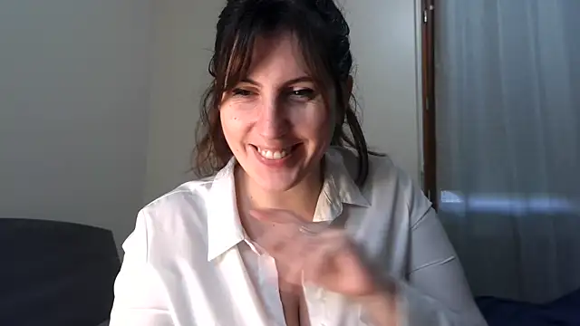 Snapshot of MysteryGirl7 chatting on 01-24-25, 08:23 MysteryGirl7 online show from 01-24-25, 08:23