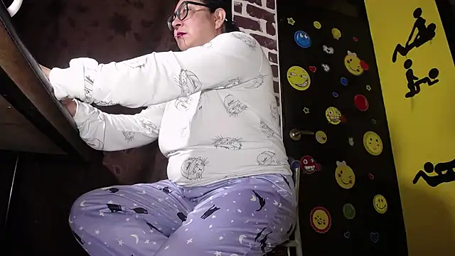 Snapshot of samrocker_sex chatting on 10-16-25, 06:38 samrocker sex online show from 10-16-25, 06:38