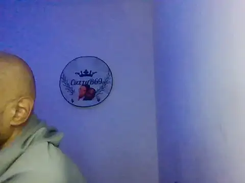 CuzzyB69 online show from 11-27-25, 07:58