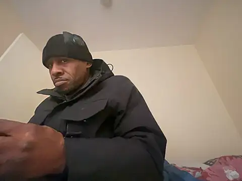 CuzzyB69 online show from 02-22-25, 12:51