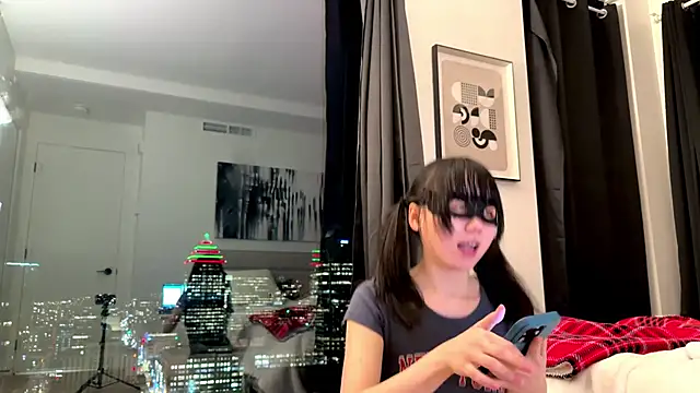 Snapshot of badangelsjennyx chatting on 12-13-24, 04:00 badangelsjennyx online show from 12-13-24, 04:00