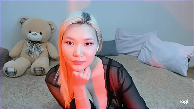 Amelie Di online show from 03-19-26, 03:01