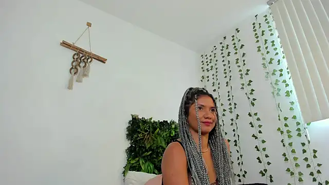 karlye 5 online show from 02-11-25, 02:35