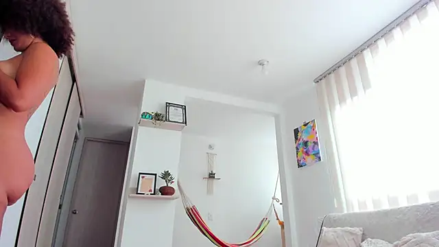 karlye 5 online show from 02-26-25, 02:16