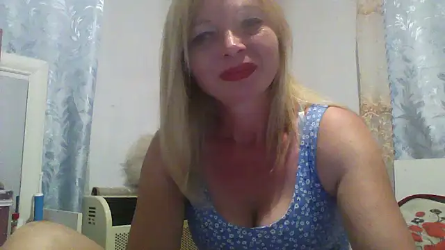 Snapshot of Lola_115 chatting on 06-30-26, 08:53 Lola 115 online show from 06-30-26, 08:53