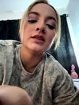 Emiily W online show from 01-08-26, 01:17