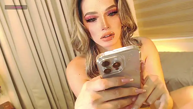 Snapshot of NiamahBarret chatting on 03-09-25, 08:52 NiamahBarret online show from 03-09-25, 08:52