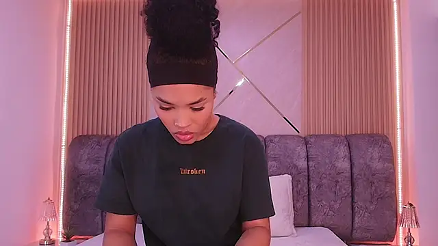 naia blessed online show from 02-13-26, 07:14