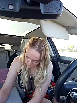 Bondgirl 013 online show from 11-06-25, 09:46