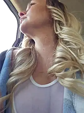 Bondgirl 013 online show from 11-23-25, 10:03