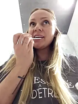 Bondgirl 013 online show from 02-28-26, 06:18