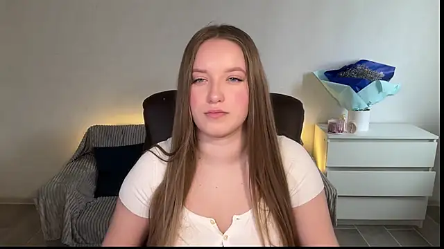 EvaMaddison online show from 04-11-26, 07:45