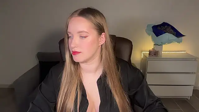 EvaMaddison online show from 07-21-26, 10:33