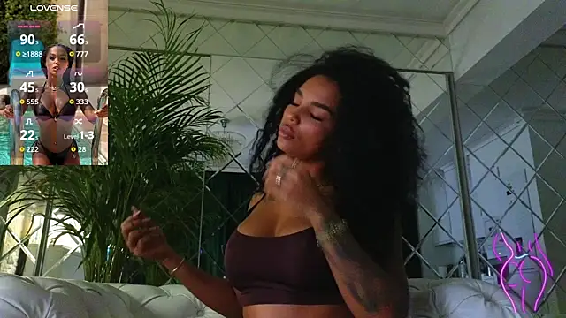 KimiBrown online show from 11-12-25, 05:55