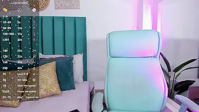 amy-thomson1 online show from 03-14-26, 12:33