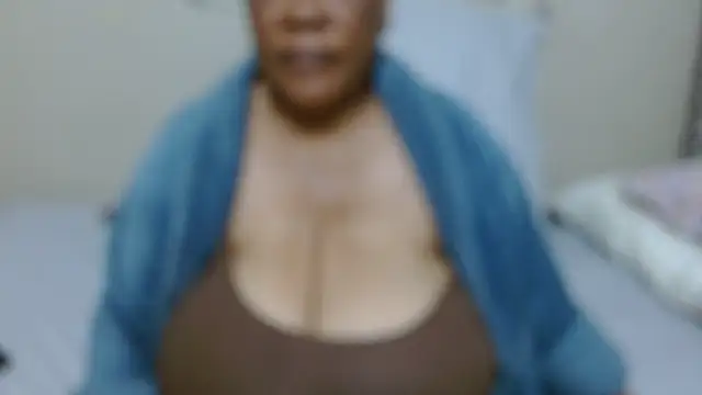 DairyQueen2 online show from 10-28-25, 04:02