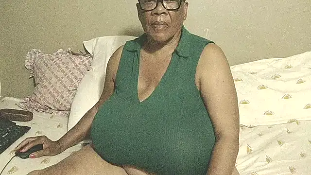 DairyQueen2 online show from 03-29-26, 06:42