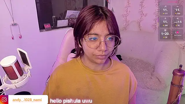 Snapshot of Nami_usagi chatting on 04-21-26, 03:18 Nami usagi online show from 04-21-26, 03:18