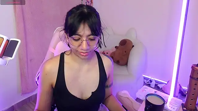 Nami usagi online show from 09-21-25, 04:45