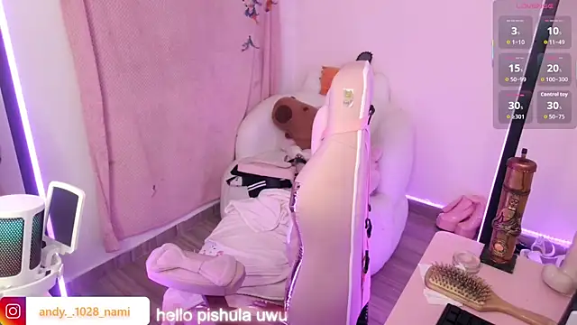 Nami usagi online show from 11-22-25, 10:52