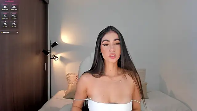 RebeccaBaxter online show from 01-11-26, 01:45