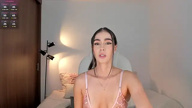 RebeccaBaxter online show from 05-27-26, 01:26