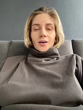 Snapshot of Feral_berry_8133 chatting on 12-21-24, 10:39 Feral berry 8133 online show from 12-21-24, 10:39