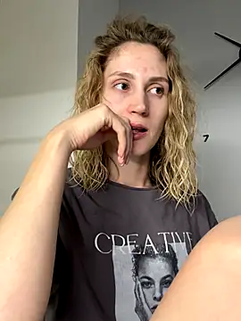 Snapshot of Feral_berry_8133 chatting on 09-12-25, 07:46 Feral berry 8133 online show from 09-12-25, 07:46