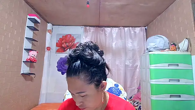 Snapshot of M_e_c_e_l chatting on 05-28-26, 08:26 M e c e l online show from 05-28-26, 08:26