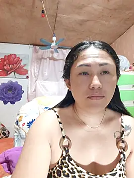 Snapshot of M_e_c_e_l chatting on 07-06-26, 10:12 M e c e l online show from 07-06-26, 10:12