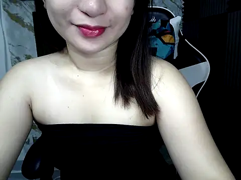 Mia 2022 online show from 02-24-26, 06:03