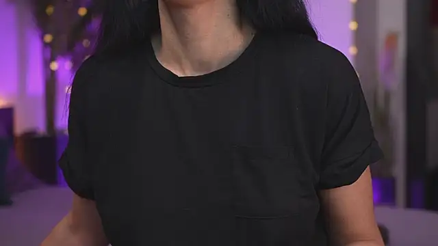 Snapshot of Lorettelorena chatting on 02-01-26, 07:56 Lorettelorena online show from 02-01-26, 07:56