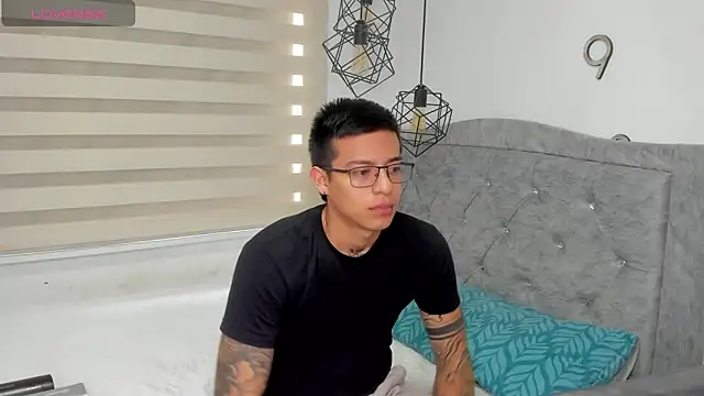 SIXXTOLOVE18 online show from 02-13-26, 09:48