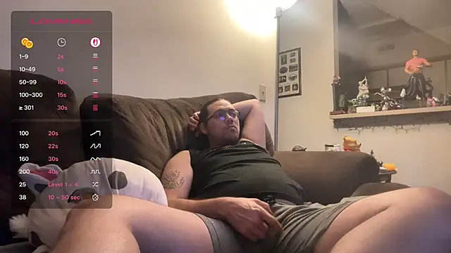 Snapshot of lucasgalacticman chatting on 10-13-25, 03:41 lucasgalacticman online show from 10-13-25, 03:41