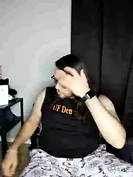 Snapshot of lucasgalacticman chatting on 02-09-25, 02:49 lucasgalacticman online show from 02-09-25, 02:49