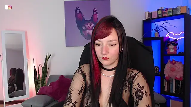 Snapshot of S_Lilith_ chatting on 05-13-26, 10:50 S Lilith online show from 05-13-26, 10:50