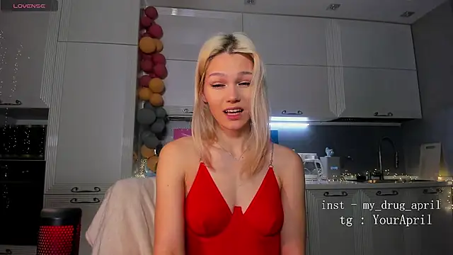 Snapshot of MyApril chatting on 01-15-25, 01:45 MyApril online show from 01-15-25, 01:45