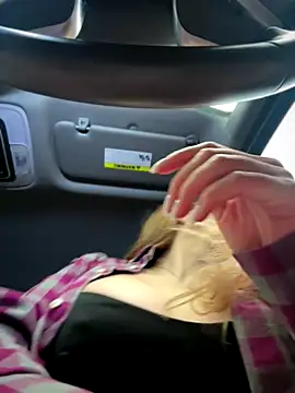 Kalli Fornia online show from 12-14-25, 09:37