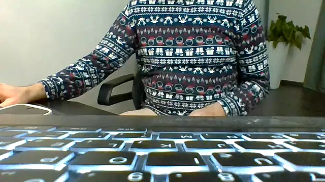 Snapshot of Horney_boy86 chatting on 01-05-25, 10:29 Horney boy86 online show from 01-05-25, 10:29