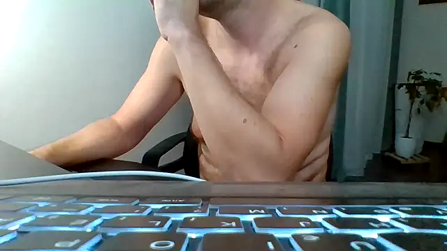 Snapshot of Horney_boy86 chatting on 09-25-25, 10:05 Horney boy86 online show from 09-25-25, 10:05