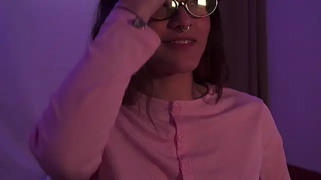 HannaMoom online show from 11-15-25, 10:14