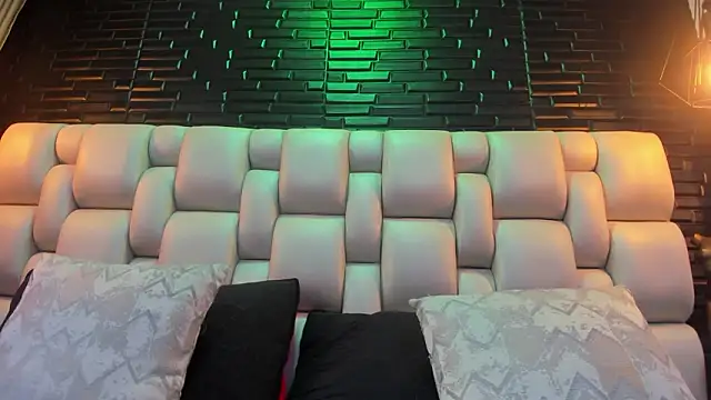 Salo Heaven online show from 03-04-26, 01:30