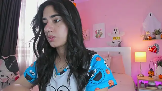 annadu011 online show from 10-16-25, 03:09