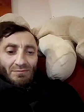 Dani el82xh online show from 12-31-24, 08:23