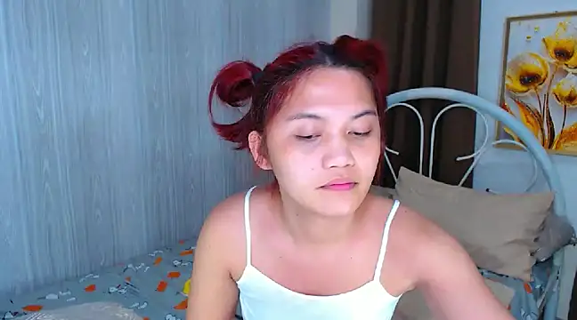 Snapshot of xXCathyJennerXx chatting on 12-18-24, 09:14 xXCathyJennerXx online show from 12-18-24, 09:14