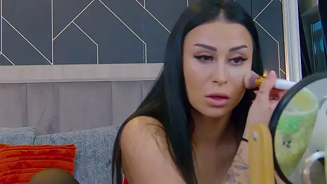 EmyLaveau online show from 01-16-26, 06:28