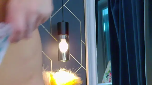 EmyLaveau online show from 03-05-26, 06:21